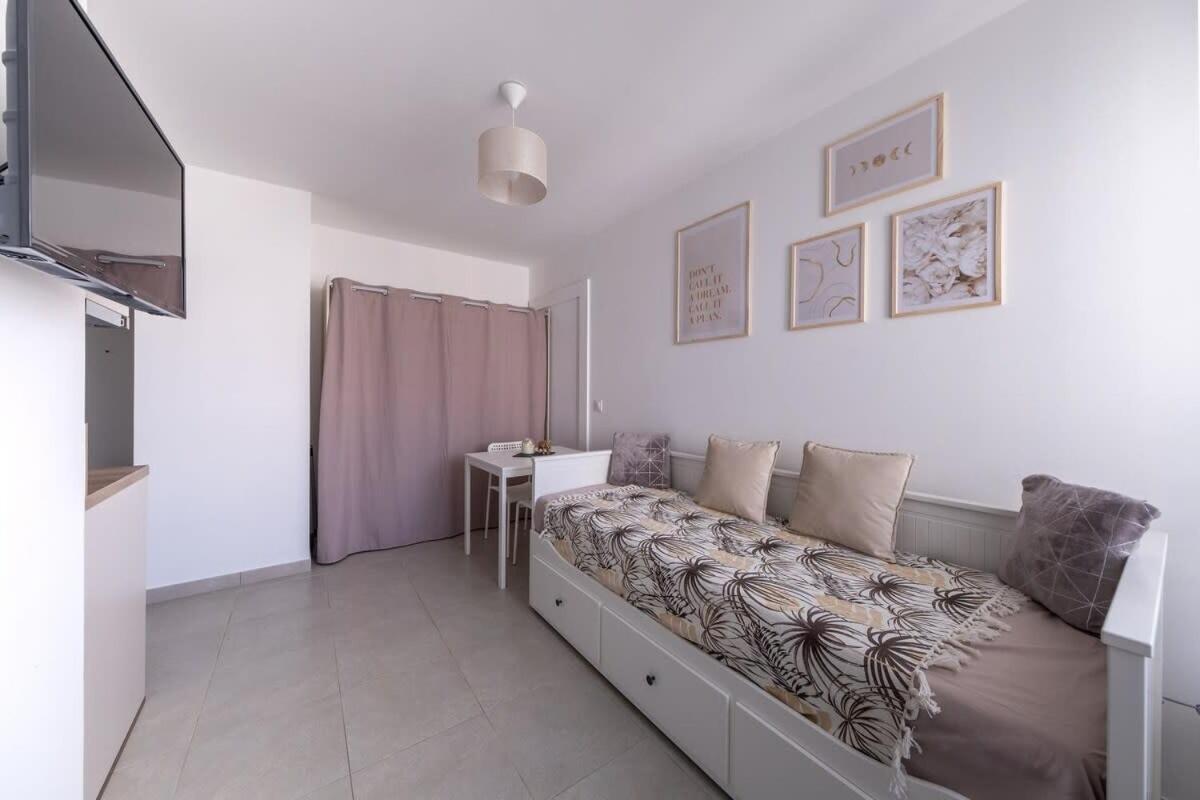 S5 Disney Studio Appartement Cosy Serris Exterior foto